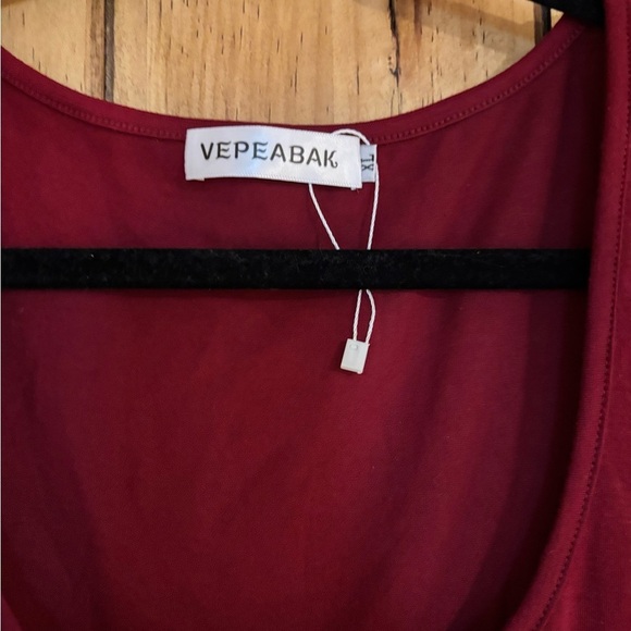 Women’s Plus Size Tank Top XL Burgundy Babydoll Sleeveless Flowy - Picture 3 of 4